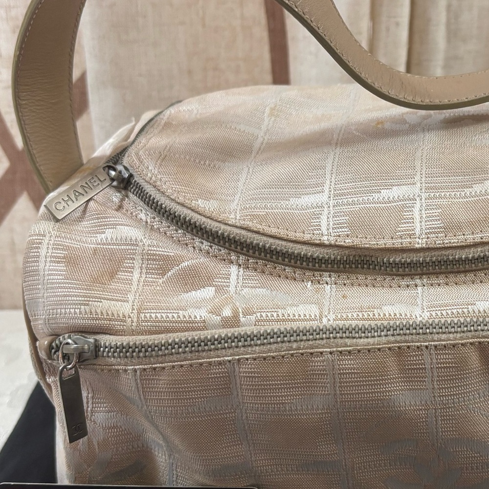 🆕 Chanel cc " new travel line" collection, Vanity Bag👜 - Picture 2 of 15